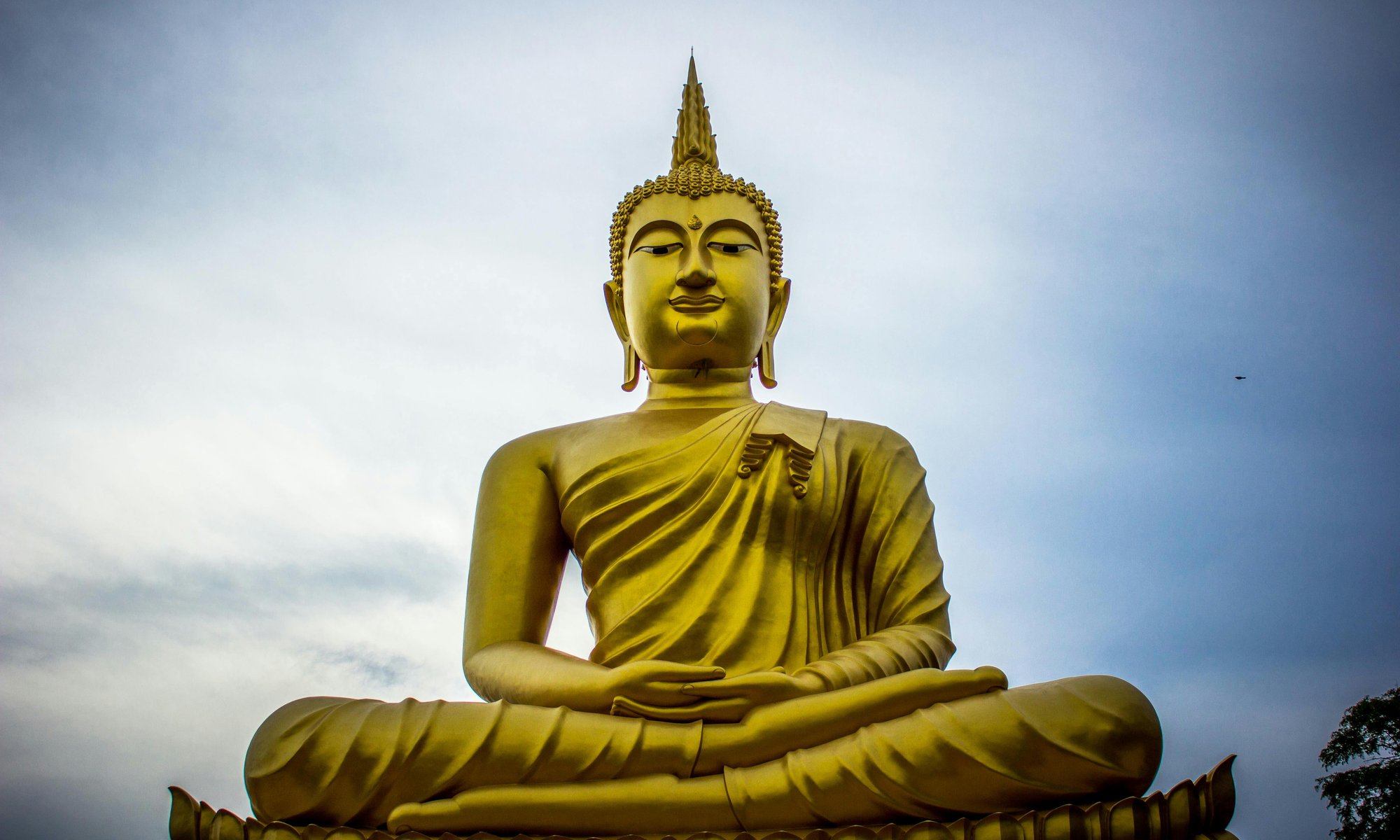 QUYỂN THỨ NHẤT